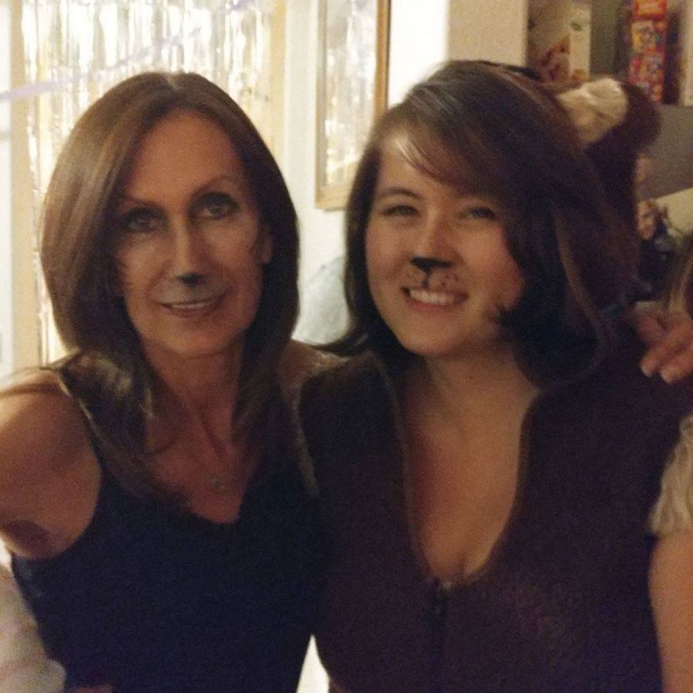 Meet your Posher, Connie